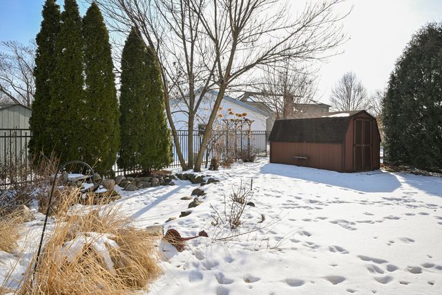 1727 Warwick Lane, Schaumburg, IL 60193