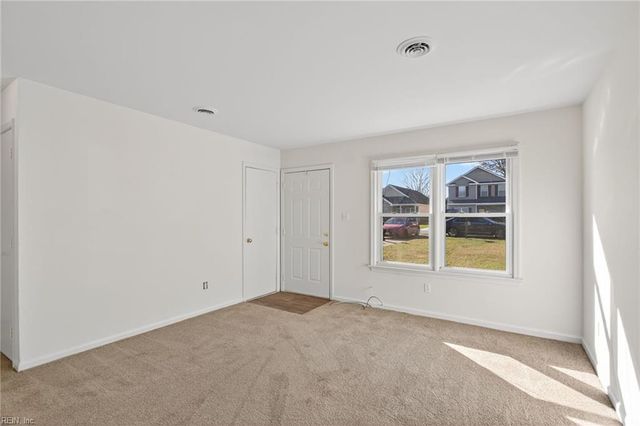 1717-A Cullen AVE, Chesapeake, VA 23324