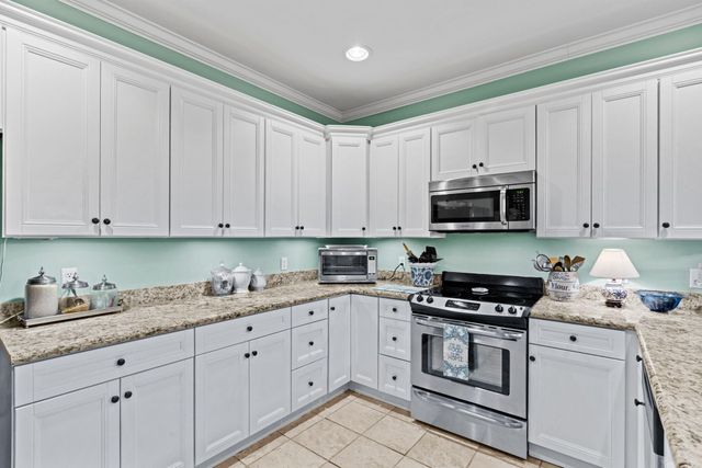 14 Silverleaf Ln., Hattiesburg, MS 39402