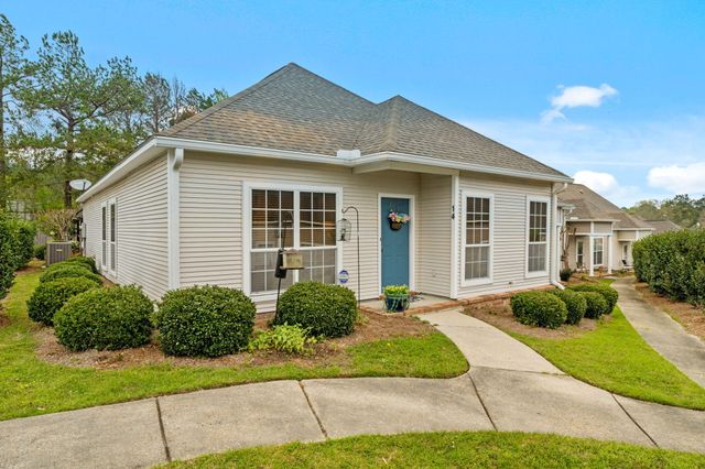 14 Silverleaf Ln., Hattiesburg, MS 39402