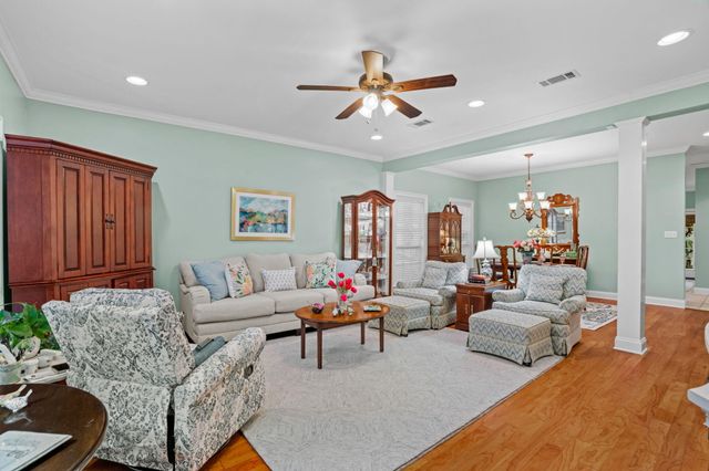 14 Silverleaf Ln., Hattiesburg, MS 39402