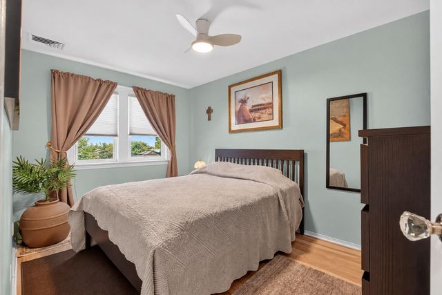 29 PARKSIDE LANE, Bayonne, NJ 07002