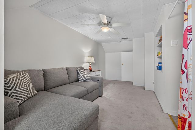 29 PARKSIDE LANE, Bayonne, NJ 07002