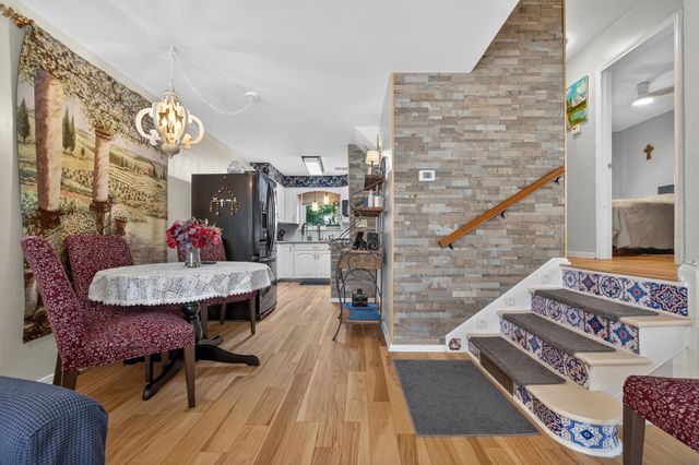29 PARKSIDE LANE, Bayonne, NJ 07002