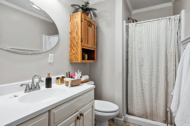 600 Bass Lake Road, Traverse City, MI 49685