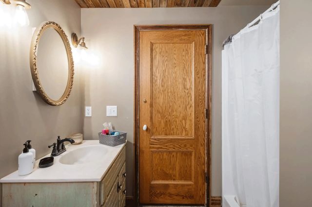 600 Bass Lake Road, Traverse City, MI 49685