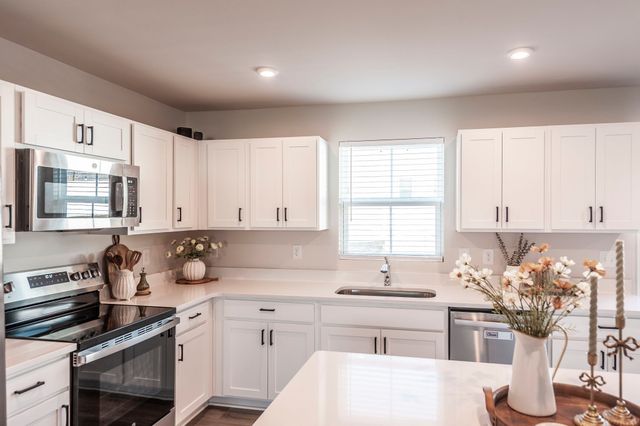 3377 Thorpe Rd, Nashville, TN 37207