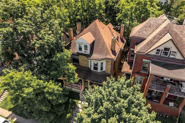 5624 Woodmont St, Squirrel Hill, PA 15217