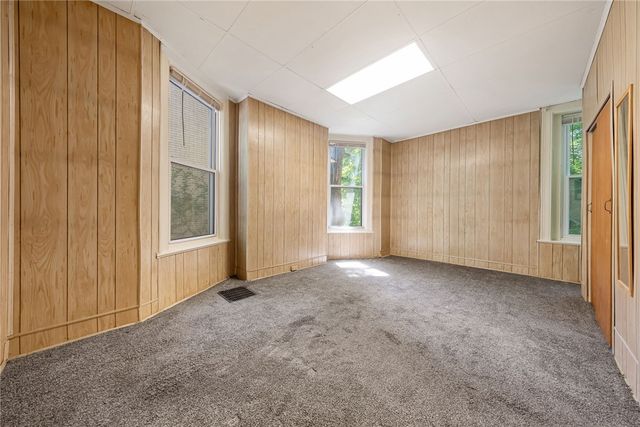 5624 Woodmont St, Squirrel Hill, PA 15217