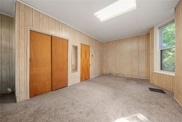 5624 Woodmont St, Squirrel Hill, PA 15217