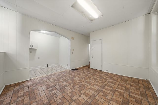 5624 Woodmont St, Squirrel Hill, PA 15217