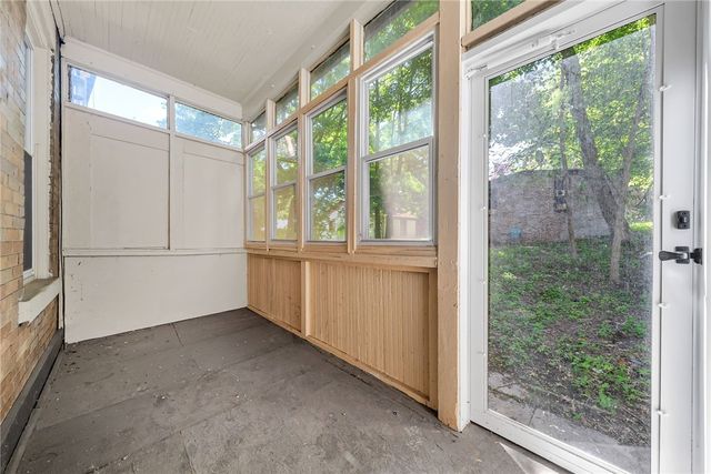 5624 Woodmont St, Squirrel Hill, PA 15217