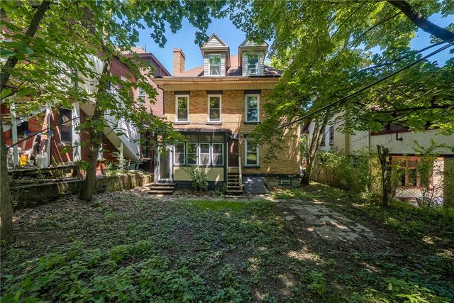 5624 Woodmont St, Squirrel Hill, PA 15217