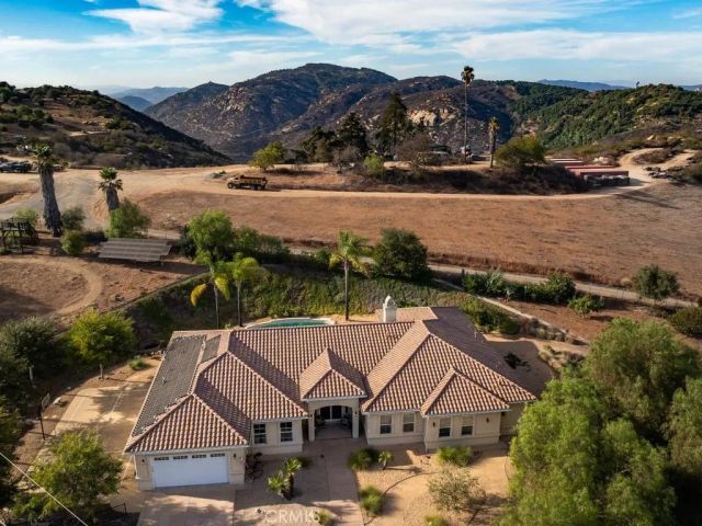 9430 W Lilac, Escondido, CA 92026