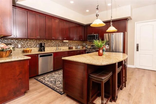 9430 W Lilac, Escondido, CA 92026