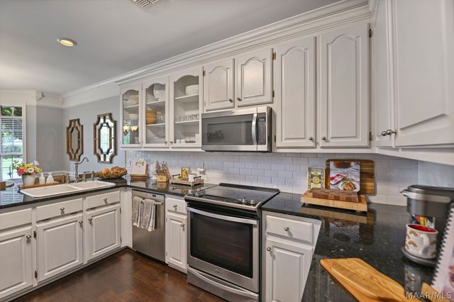 412 HOLLY BROOK Drive, Montgomery, AL 36109