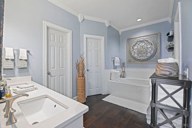 412 HOLLY BROOK Drive, Montgomery, AL 36109