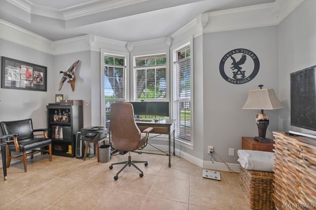 412 HOLLY BROOK Drive, Montgomery, AL 36109