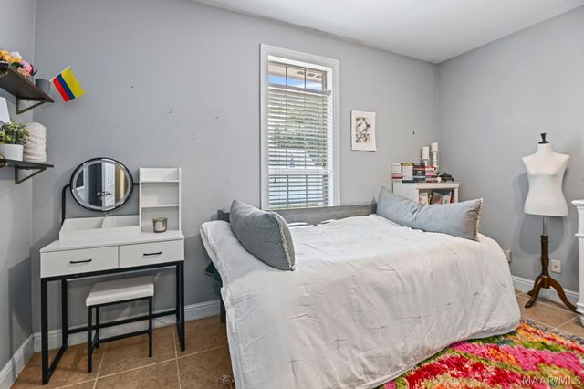 412 HOLLY BROOK Drive, Montgomery, AL 36109