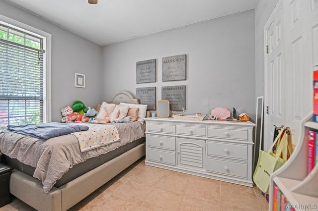 412 HOLLY BROOK Drive, Montgomery, AL 36109