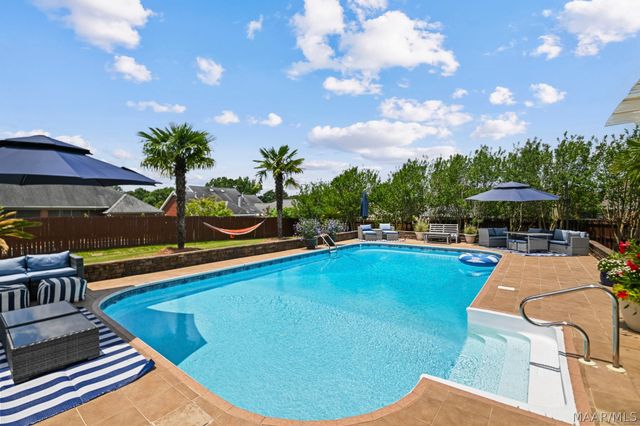 412 HOLLY BROOK Drive, Montgomery, AL 36109