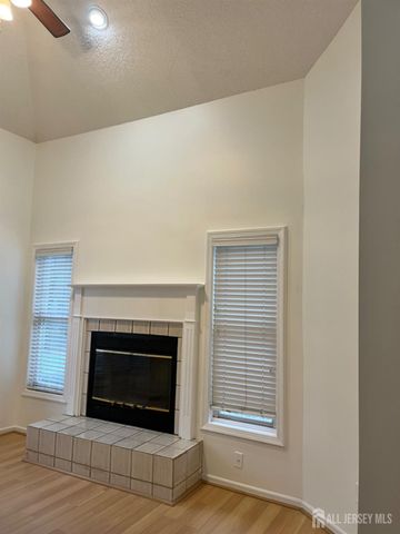 111 E lloyd Court, East Brunswick, NJ 08816