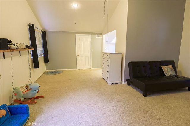 25426 Avenida Escalera, Valencia, CA 91355