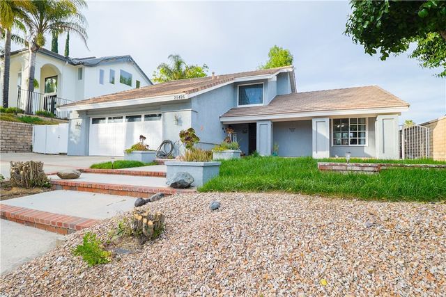 25426 Avenida Escalera, Valencia, CA 91355