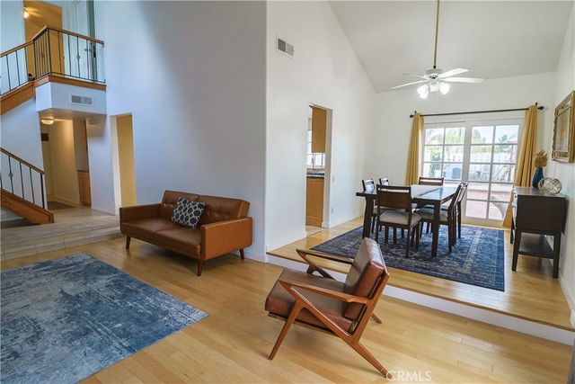 25426 Avenida Escalera, Valencia, CA 91355