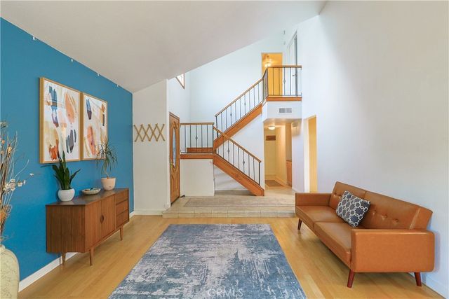 25426 Avenida Escalera, Valencia, CA 91355