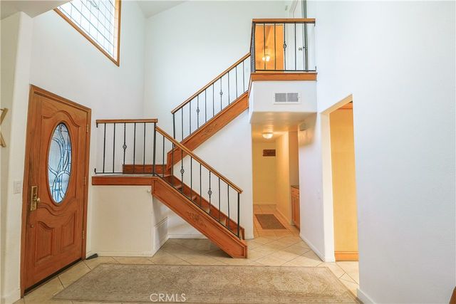 25426 Avenida Escalera, Valencia, CA 91355