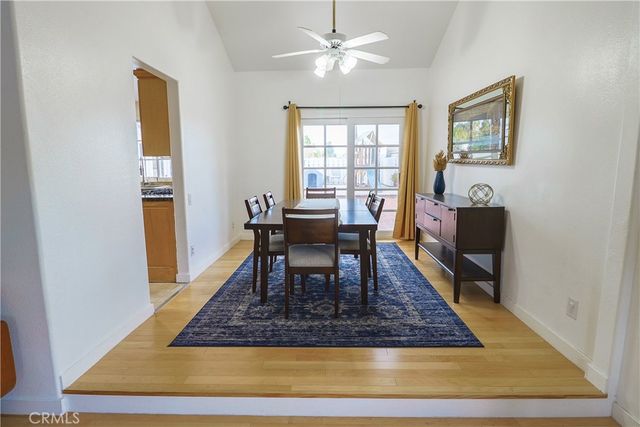 25426 Avenida Escalera, Valencia, CA 91355