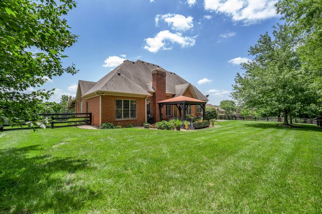 200 Upper Hines Creek Road, Richmond, KY 40475