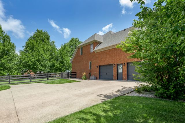200 Upper Hines Creek Road, Richmond, KY 40475