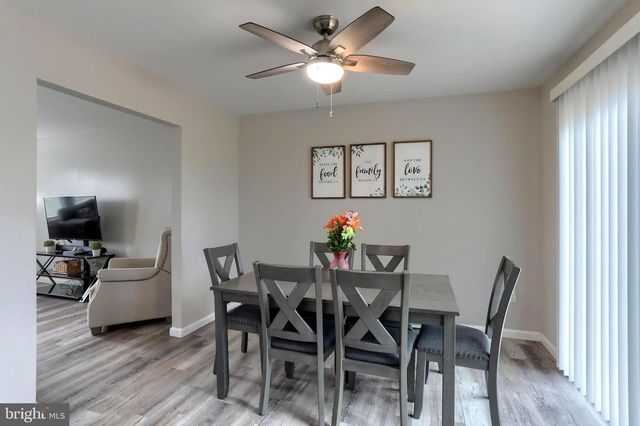 447 BEAGLE RD, Myerstown, PA 17067