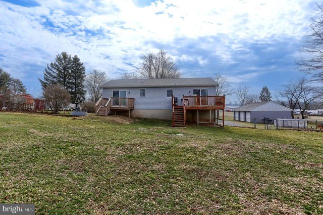 447 BEAGLE RD, Myerstown, PA 17067