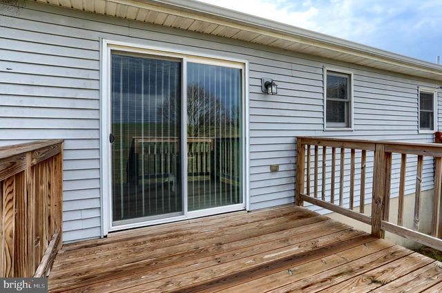 447 BEAGLE RD, Myerstown, PA 17067