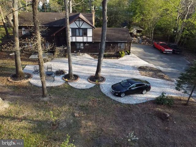 83 OAKLAND DR, Pittsgrove, NJ 08318