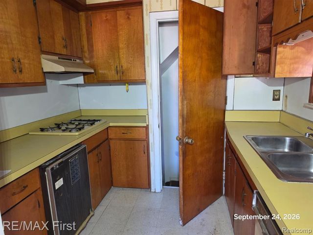 19723 Buffalo Street, Detroit, MI 48234