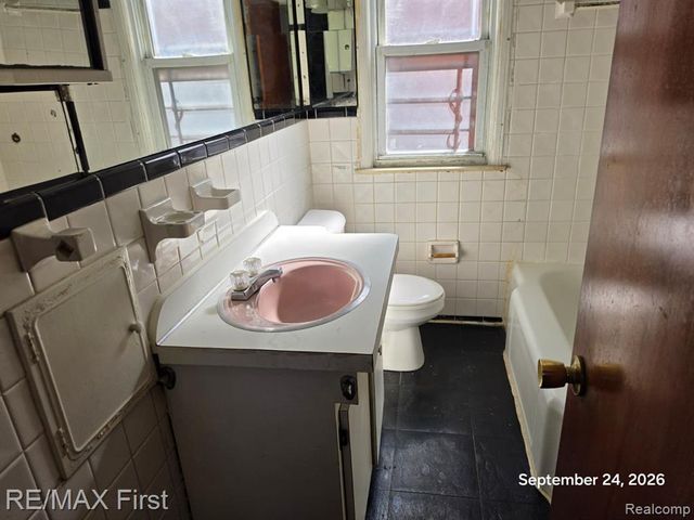 19723 Buffalo Street, Detroit, MI 48234
