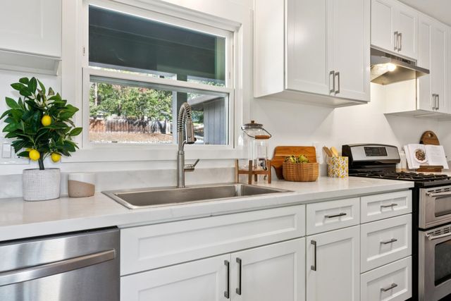 180 Andrea Dr, Walnut Creek, CA 94596