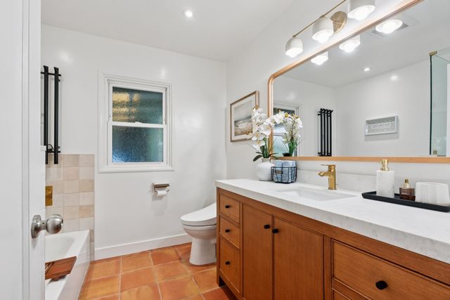 180 Andrea Dr, Walnut Creek, CA 94596