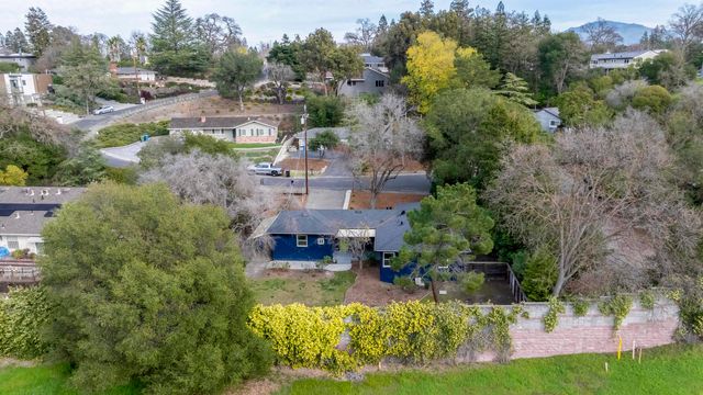180 Andrea Dr, Walnut Creek, CA 94596