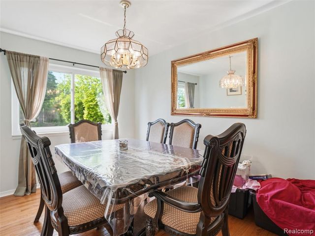 13615 Brookside Drive, Sterling Heights, MI 48313