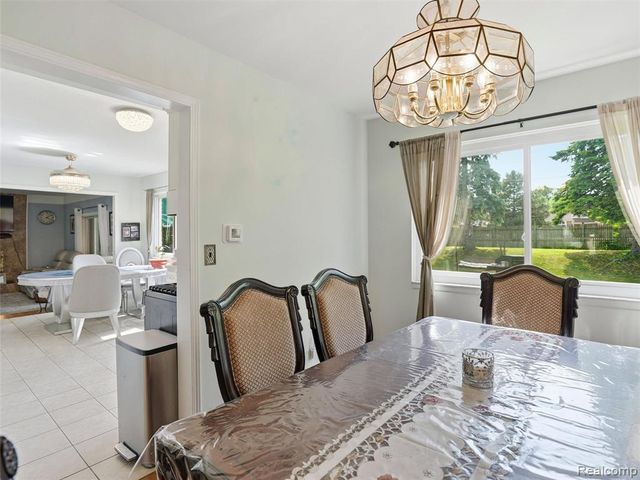 13615 Brookside Drive, Sterling Heights, MI 48313