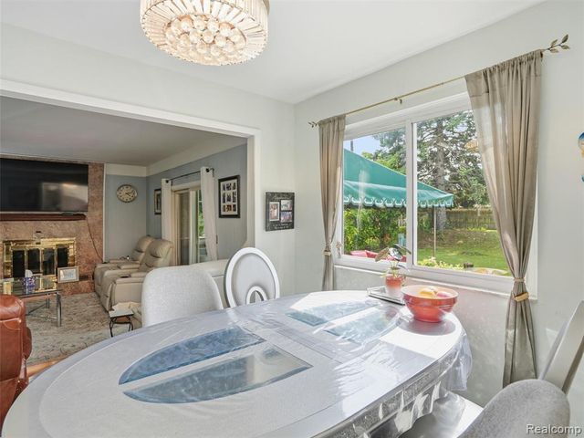 13615 Brookside Drive, Sterling Heights, MI 48313