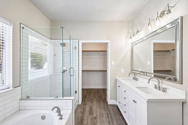 1009 Wenk Drive, Savannah, TX 76227