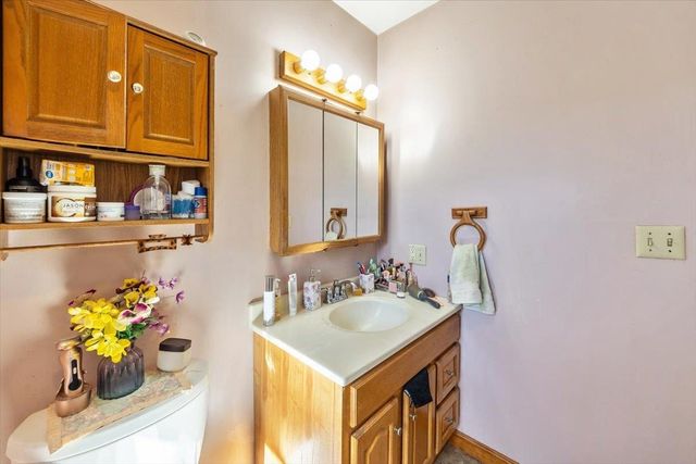 40 Bouthillette Circle, St. Albans Town, VT 05487