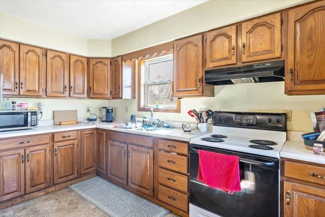 40 Bouthillette Circle, St. Albans Town, VT 05487