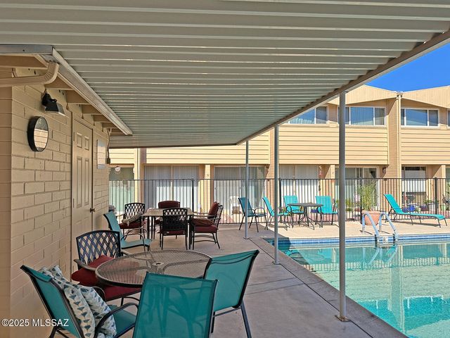 1745 S Jones Blvd Apt K201, Tucson, AZ 85713